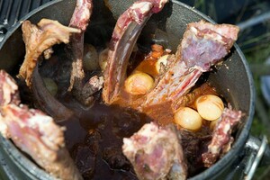 Impala karbonades potjie