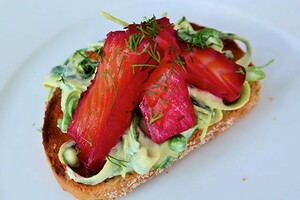 Crostini met bietenzalm