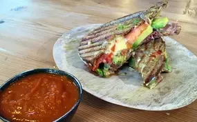 Crunchy tosti met avocado