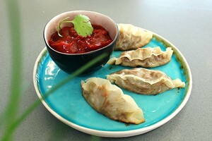 Gyoza dumplings van gekonfijte eend