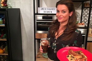 Capirotada (Mexicaanse broodpudding) en koffie