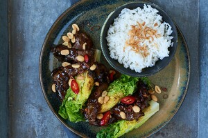 Spicy-beefsalade uit de wok