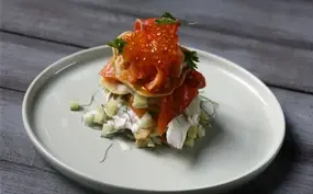 Blini’s met gemarineerde/gelakte zalm