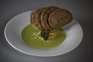 Courgettesoep met zalmsnippers