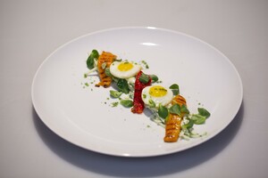 Koolrabisalade met gegrilde paprika