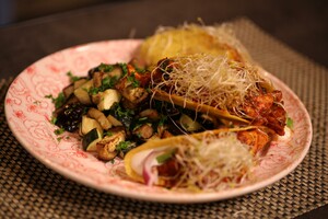 Taco’s gevuld met kip en gegrilde groente