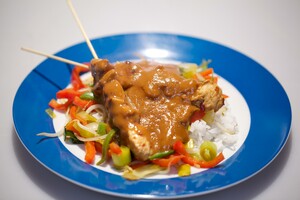 Saté met pindasaus