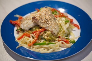 Spitskool uit de wok met koolvis