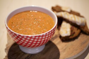 Verrassingssoep met gegrilde schol