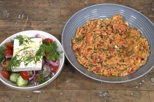 Griekse stijl garnalen in tomatensaus