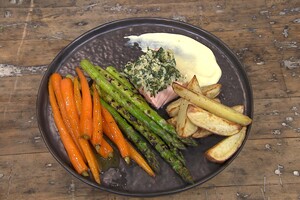 Zalm met kruidenkorst en wasabimayonaise