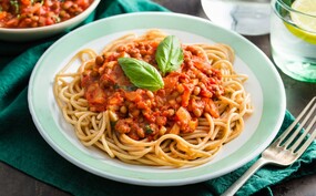 vega spaghetti bolognese