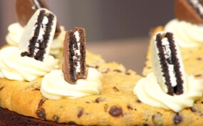 Brownie oreo chocolate chip cookie cheesecake