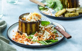 Ovenpasta met spinaziebechamel, pancetta en pecorino