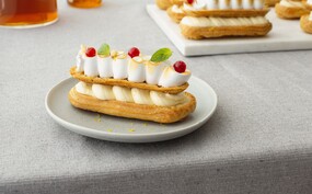 Citroen-meringue eclairs
