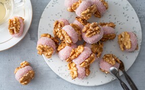 Walnoot marsepein petit fours