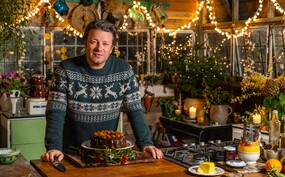Jamie Oliver voor het programma Jamie Seasons: Winter