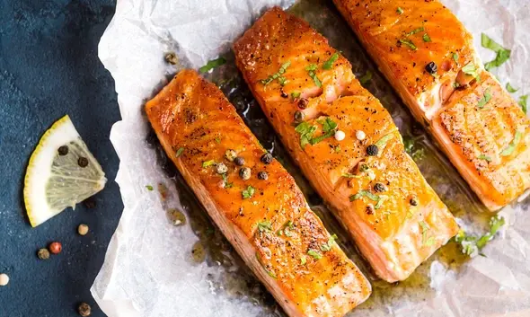 zalm uit de oven op bakpapier