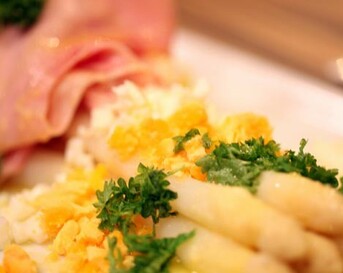 Asperges op traditionele manier