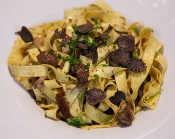 Pappardelle al filetto e tartufo (Pappardelle met biefstuk en truffel)
