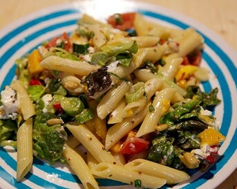 Mango-geitenkaassalade