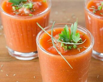 Gazpacho met oude kaas (to go)