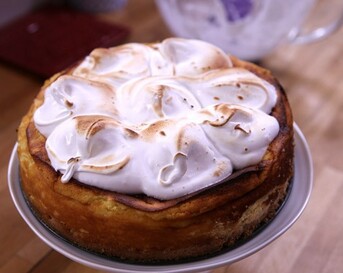 Lemon cloud cheesecake