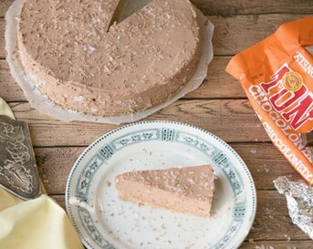 Salted caramel chocolate no bake cheesecake