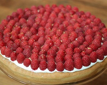 Frambozenvlaai met walnoten