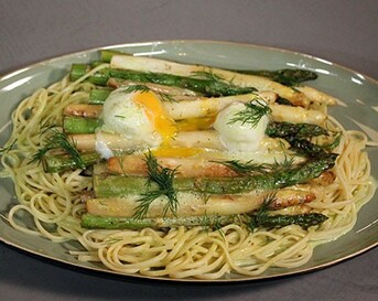 Gegrilde asperges met linguini