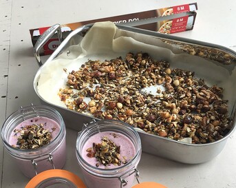 Fruitslush met huisgemaakte cruesli