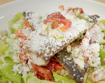 Makreelsalade met feta