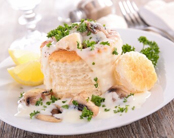 Pasteitjes met kippenragout