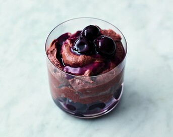 Chocolademousse met kersen