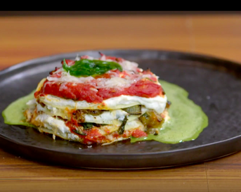 Lasagne met ricotta, tomaat, aubergine en basilicum