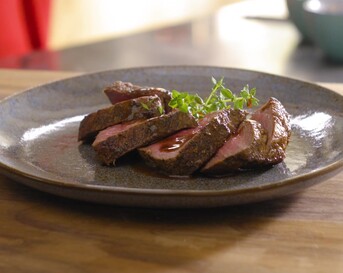 Hertenbiefstuk met wildsaus