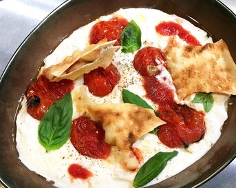Crema di burrata met tomaatjes