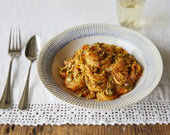 tuna prawn pasta rosanna