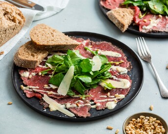 Carpaccio met dragon-truffelmayonaise