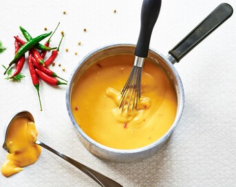 Pittige kaasfondue met pepers