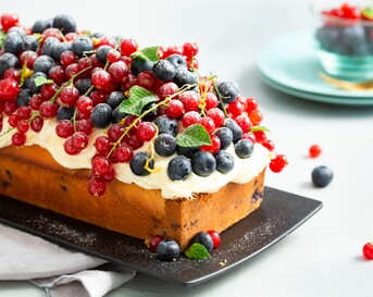 Yoghurtcake met bessen