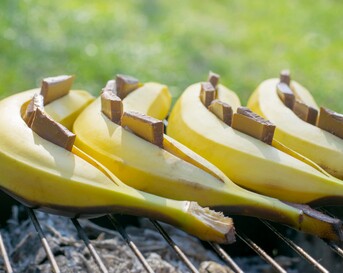 Barbecuebanaan met chocolade