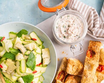 Makreelrillettes met courgettesalade en focaccia