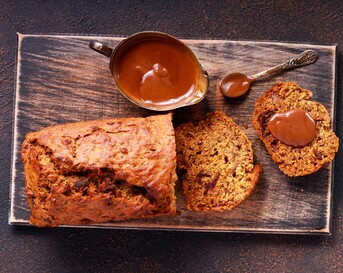 toffee-macadamiacake