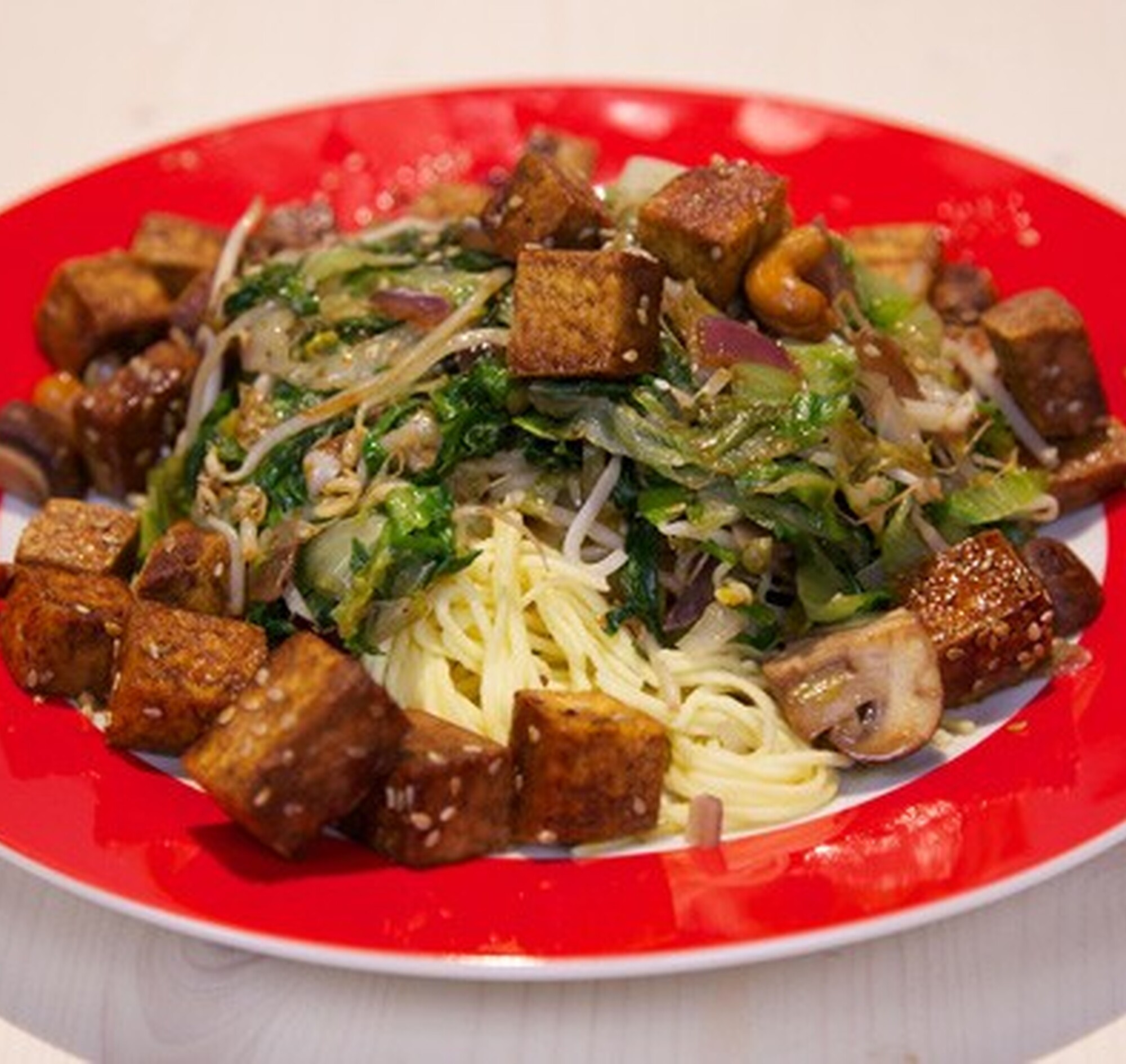 Andijvie uit de wok met ketjaptofu recept 24Kitchen