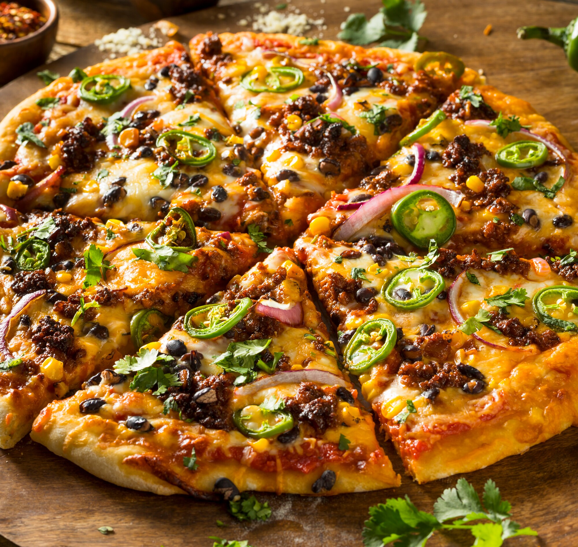 5 simpele manieren om een diepvriespizza wél lekker te maken 24Kitchen