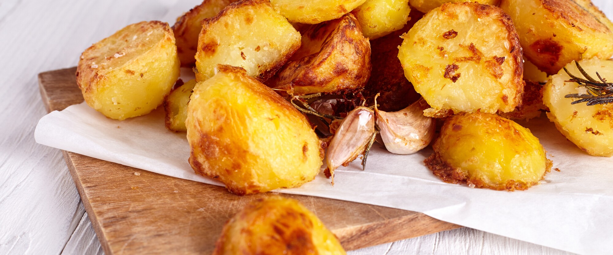 Aardappels bakken? Met deze geheime tip bak je ze krokant 24Kitchen