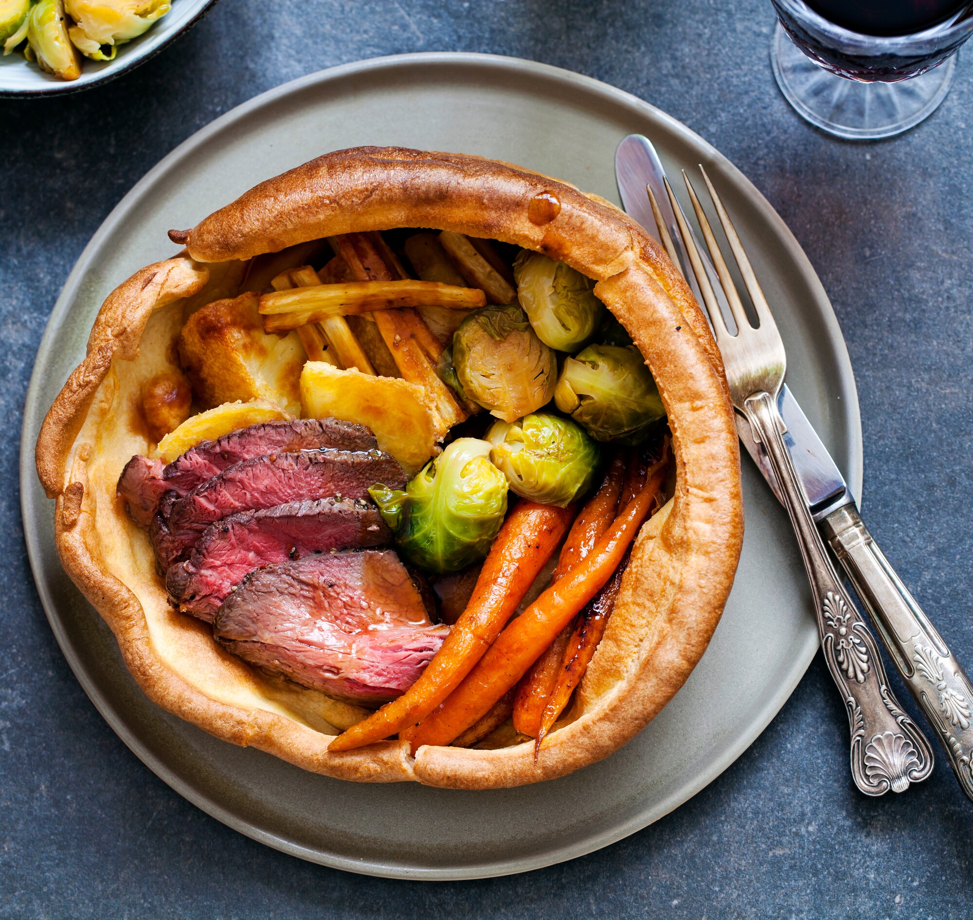 Roastbeef met Yorkshire Pudding recept 24Kitchen