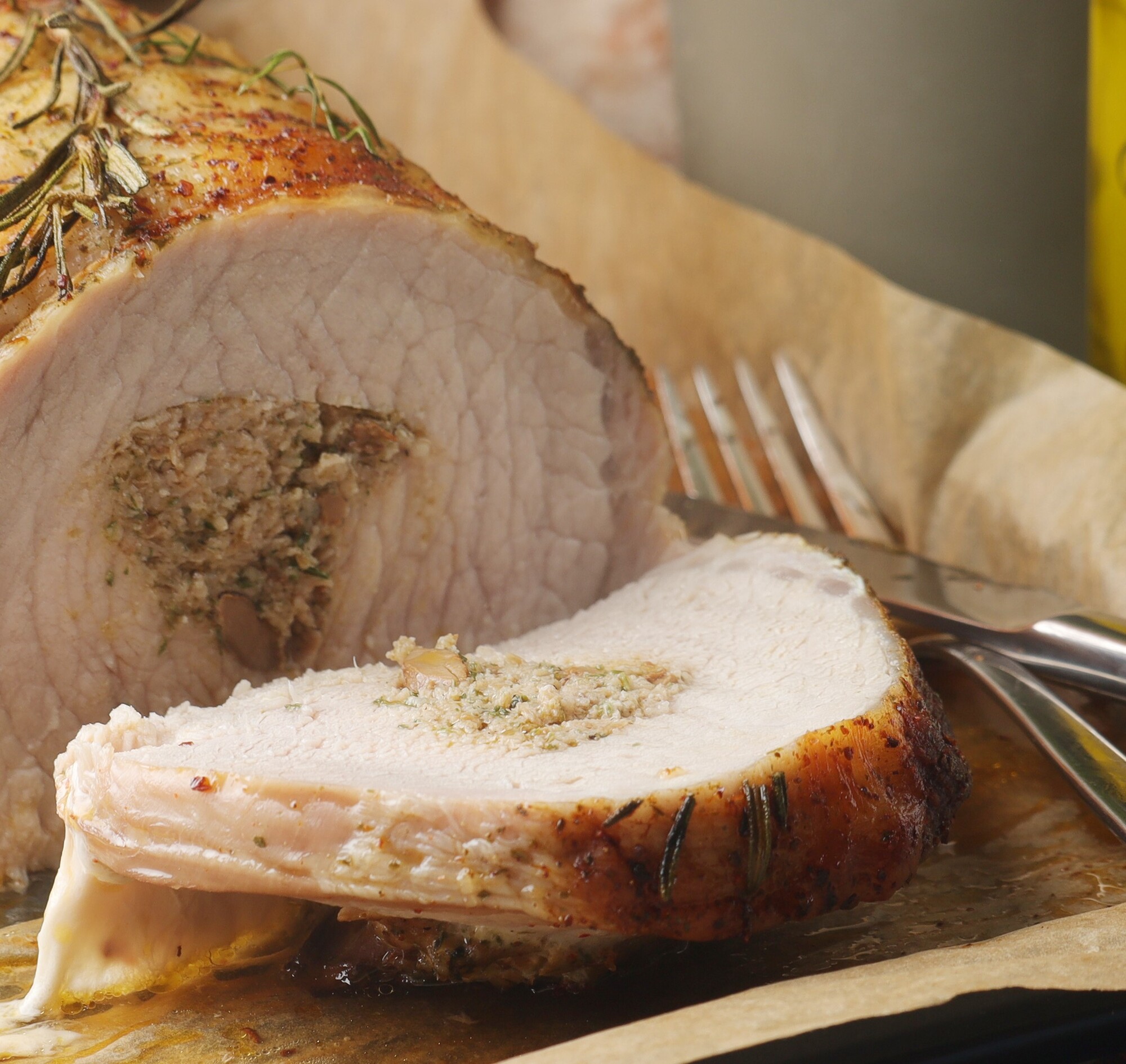 Rollade met paddenstoelen en kastanjes recept - 24Kitchen