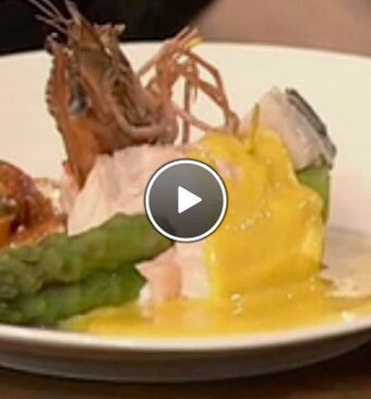 Vispakketje met saffraansaus